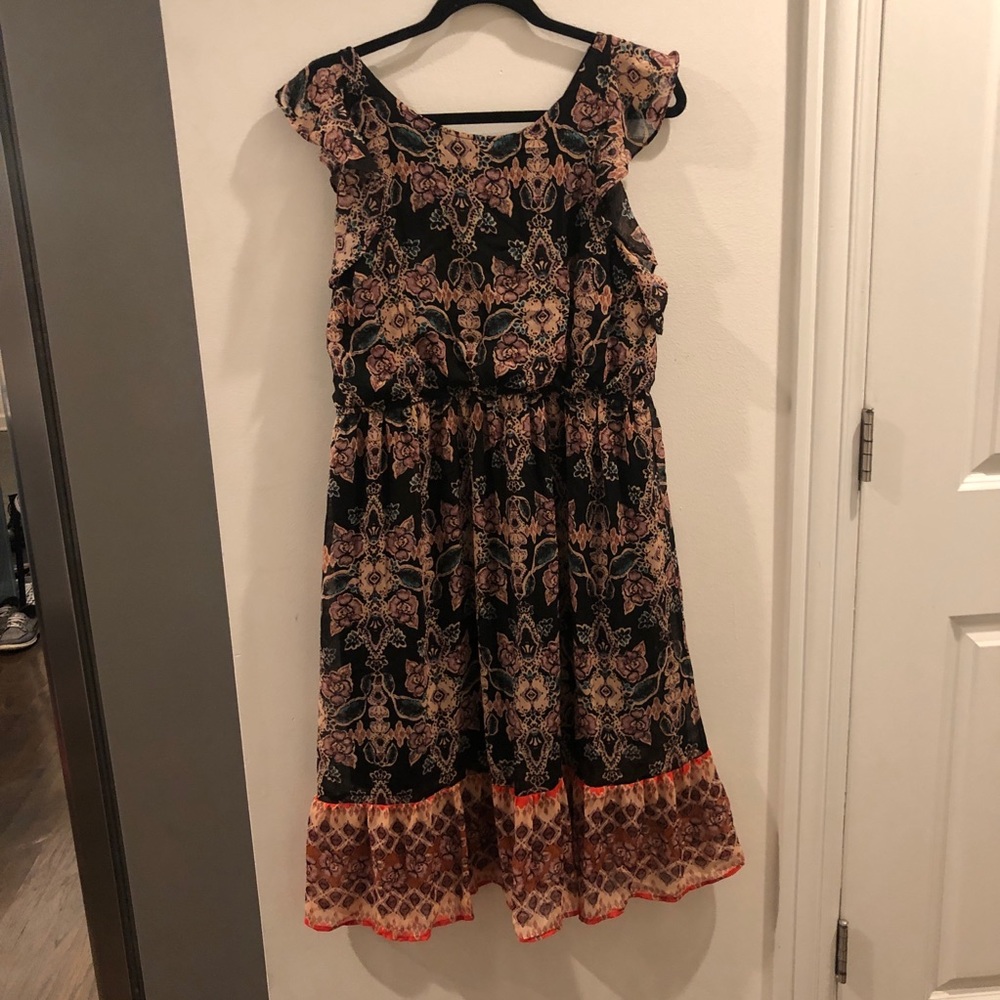 Dress - Picture 2 of 2